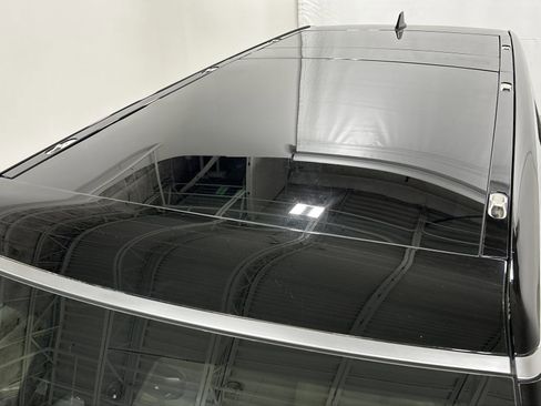 Used 2023 Rivian R1S Launch Edition image 13