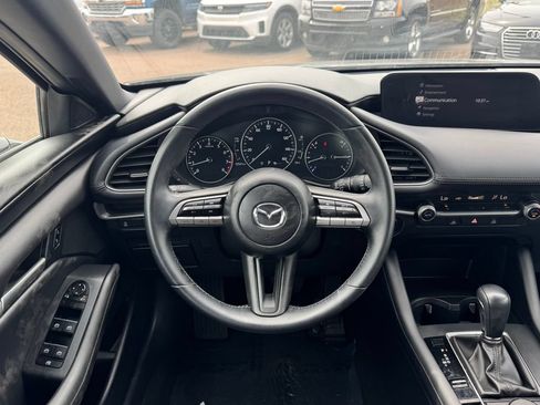 Used 2022 MAZDA MAZDA3 s FWD image 10