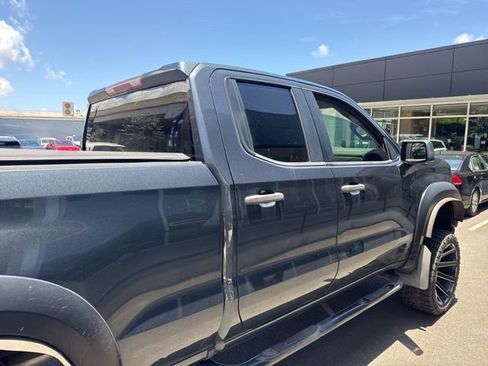Used 2020 Chevrolet Silverado 1500 Custom Trail Boss w/ Custom Convenience Package AWD/4WD image 14