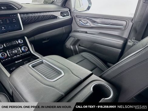 Used 2023 GMC Yukon Denali AWD/4WD image 23