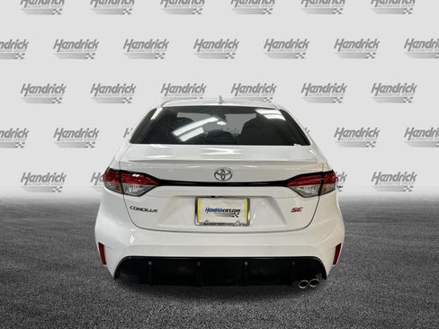 Used 2026 Toyota Corolla SE FWD image 9