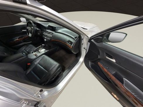 Used 2012 Honda Crosstour EX-L image 16