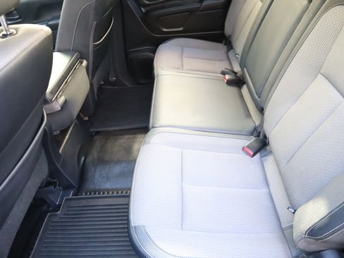 Used 2019 Nissan Titan S w/ S Utility Package image 47