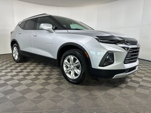 Used 2021 Chevrolet Blazer LT image 2