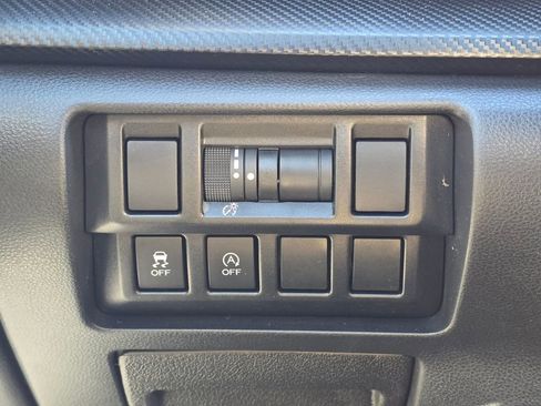 Used 2022 Subaru Crosstrek 2.0i Premium w/ Popular Package #4A image 35