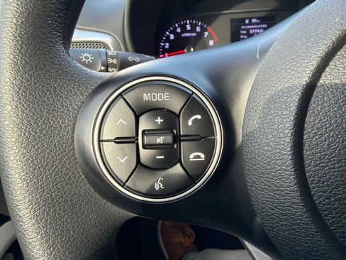 Used 2021 Kia Soul S FWD image 16