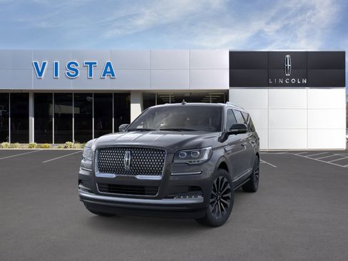New 2024 Lincoln Navigator Reserve AWD/4WD image 2
