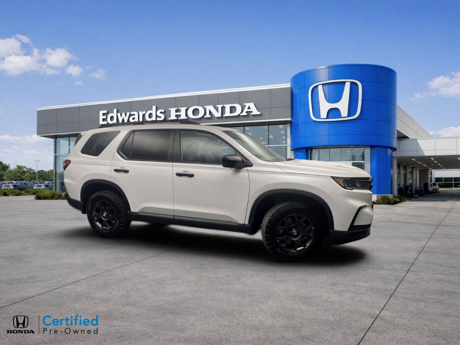 Certified 2025 Honda Pilot TrailSport image 1