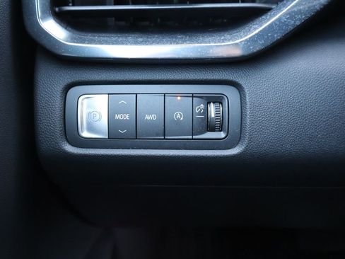 Used 2025 GMC Acadia AT4 w/ LPO, Floor Liner Package AWD/4WD image 16