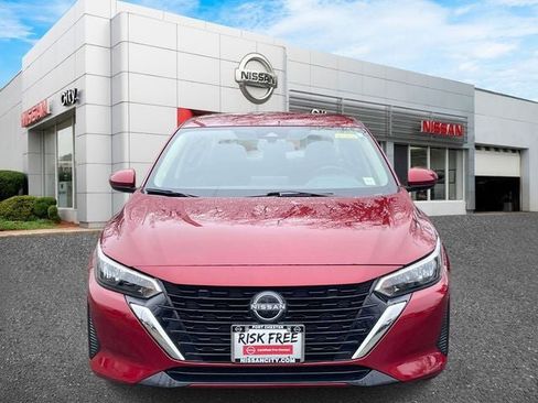 Certified 2025 Nissan Sentra SV w/ Trunk Package image 2