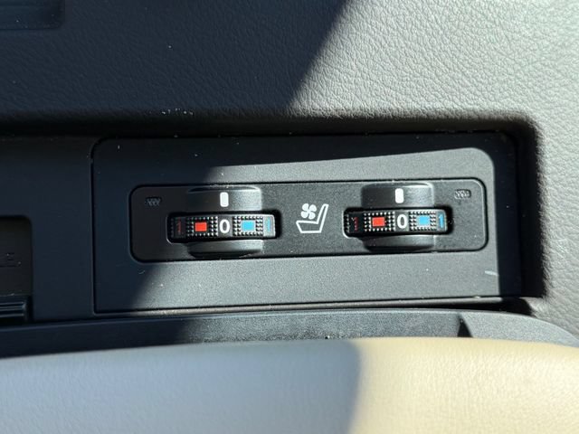 Used 2011 Lexus RX 350 AWD w/ Premium Pkg image 34