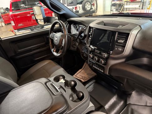 Used 2022 RAM 5500 Tradesman w/ Max Tow Package image 12