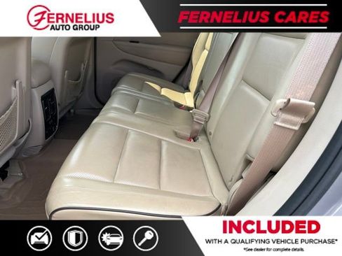 Used 2016 Jeep Grand Cherokee Overland w/ Advanced Technology Group AWD/4WD image 8