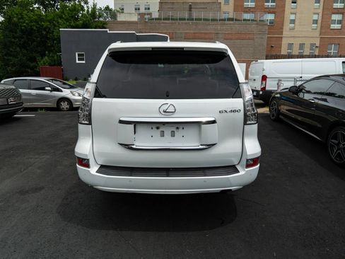 Used 2018 Lexus GX 460 Luxury AWD/4WD image 3