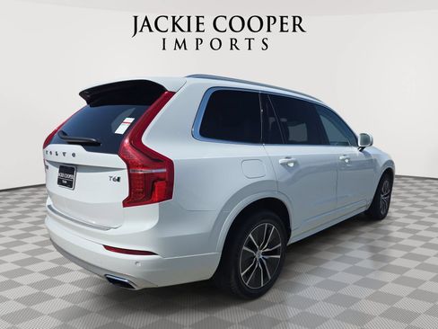 Used 2020 Volvo XC90 T6 Momentum AWD/4WD image 5