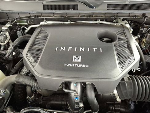 Certified 2025 INFINITI QX80 Sensory image 28