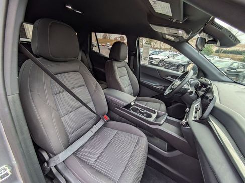 Used 2025 Chevrolet Equinox LT image 27