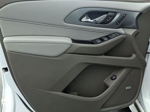 Used 2020 Chevrolet Traverse Premier AWD/4WD image 13