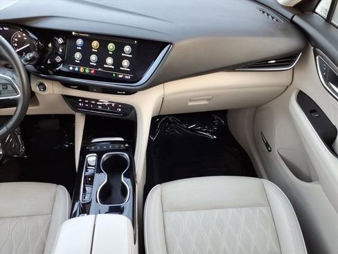 Used 2022 Buick Envision Avenir w/ Technology Package II image 21