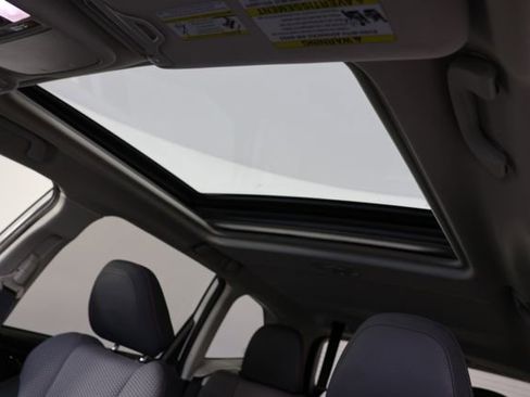 Used 2024 Subaru Forester Sport image 18