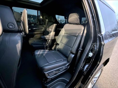 Used 2023 GMC Yukon Denali image 25