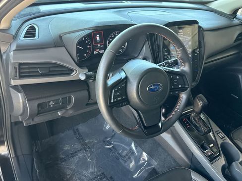 Used 2024 Subaru Crosstrek 2.5i Limited AWD/4WD image 13