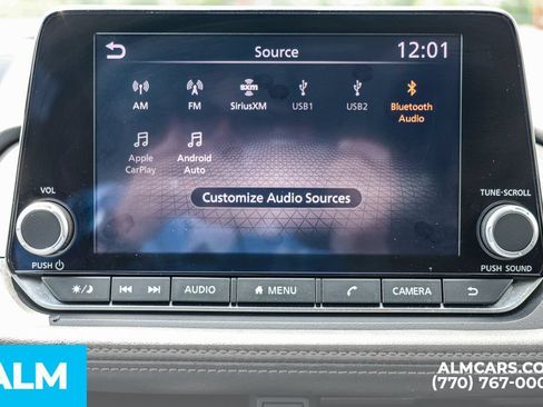 Used 2024 Nissan Rogue SV FWD image 35