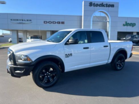 Used 2024 RAM 1500 Warlock RWD image 2