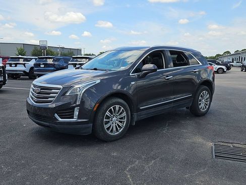 Certified 2017 Cadillac XT5 Luxury w/ Driver Awareness Package FWD image 13