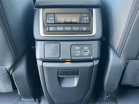 New 2026 Subaru Ascent Limited AWD/4WD image 32