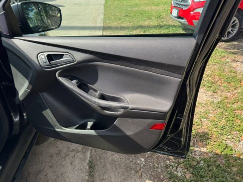 Used 2016 Ford Focus S FWD image 24