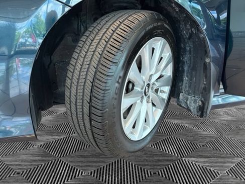 Used 2018 Toyota Camry LE FWD image 24