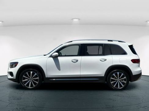 Certified 2022 Mercedes-Benz GLB 250 4MATIC image 4