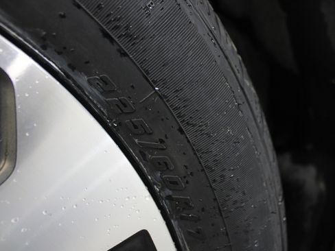 Used 2018 Subaru Forester 2.5i Limited image 35