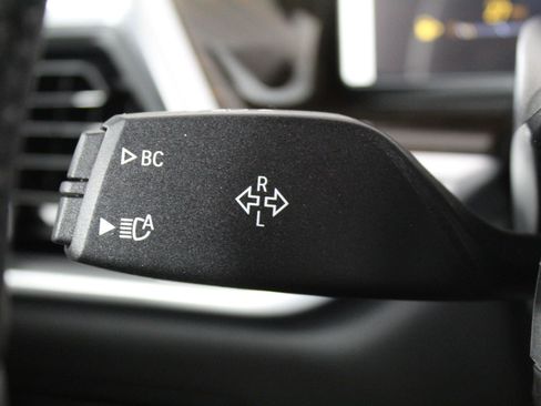 New 2026 BMW X5 xDrive40i w/ M Sport Package image 29