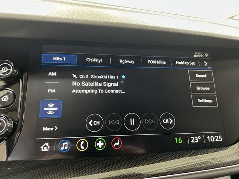 Used 2023 Buick Envision Preferred FWD image 13
