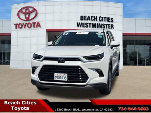 Certified 2025 Toyota Grand Highlander AWD Hybrid image 5
