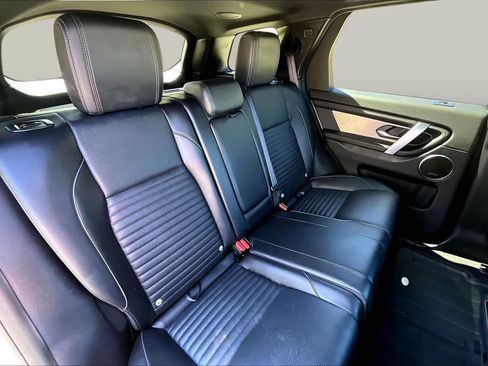 Used 2024 Land Rover Discovery Sport Dynamic SE AWD/4WD image 20