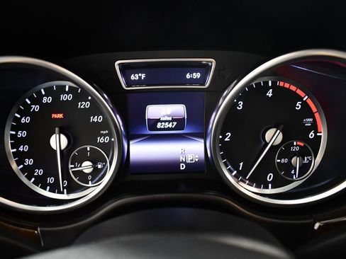 Used 2015 Mercedes-Benz ML 250 250 BLUETEC image 40