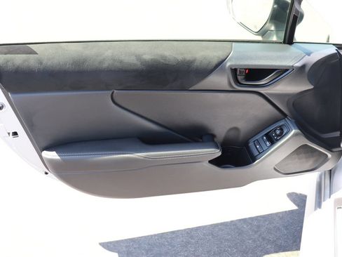 Used 2025 Toyota GR86 Premium w/ Performance Package RWD image 9