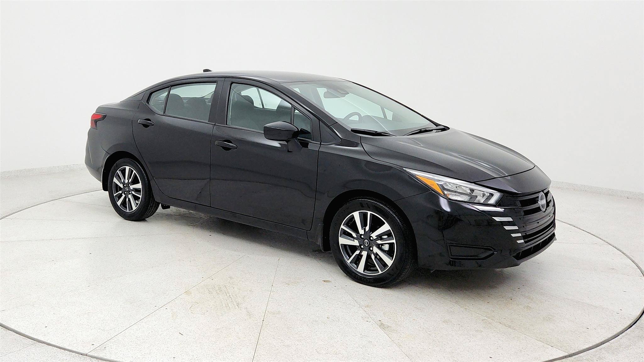 Used 2025 Nissan Versa SV w/ Trunk Package FWD image 7