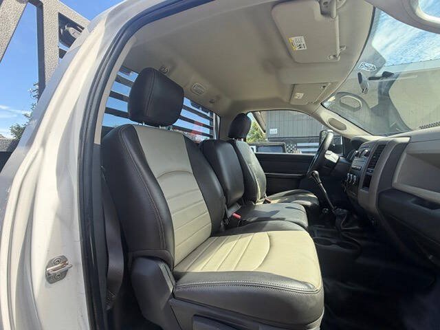 Used 2012 RAM 5500 4x4 Regular Cab w/ Ambulance Prep Group image 18