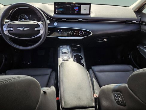 Used 2023 Genesis GV70 2.5T w/ Select Package image 13