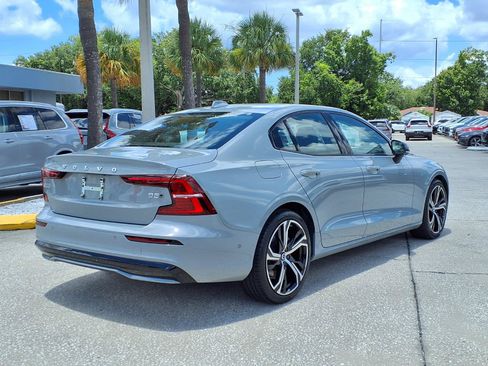 Certified 2025 Volvo S60 B5 Plus AWD/4WD image 7
