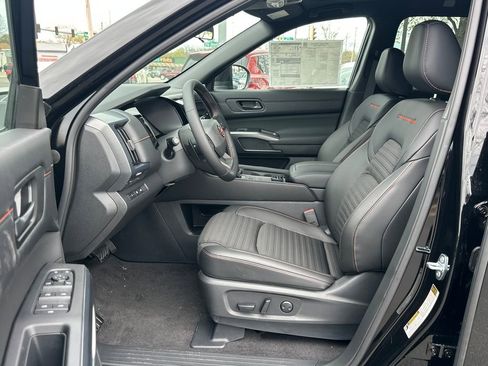 New 2026 Nissan Pathfinder Rock Creek w/ Rock Creek Premium Package AWD/4WD image 9