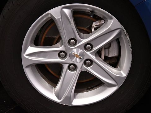 Used 2024 Chevrolet Malibu LT image 9