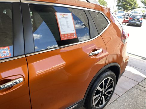 Used 2019 Nissan Rogue SL w/ Premium Package AWD/4WD image 61