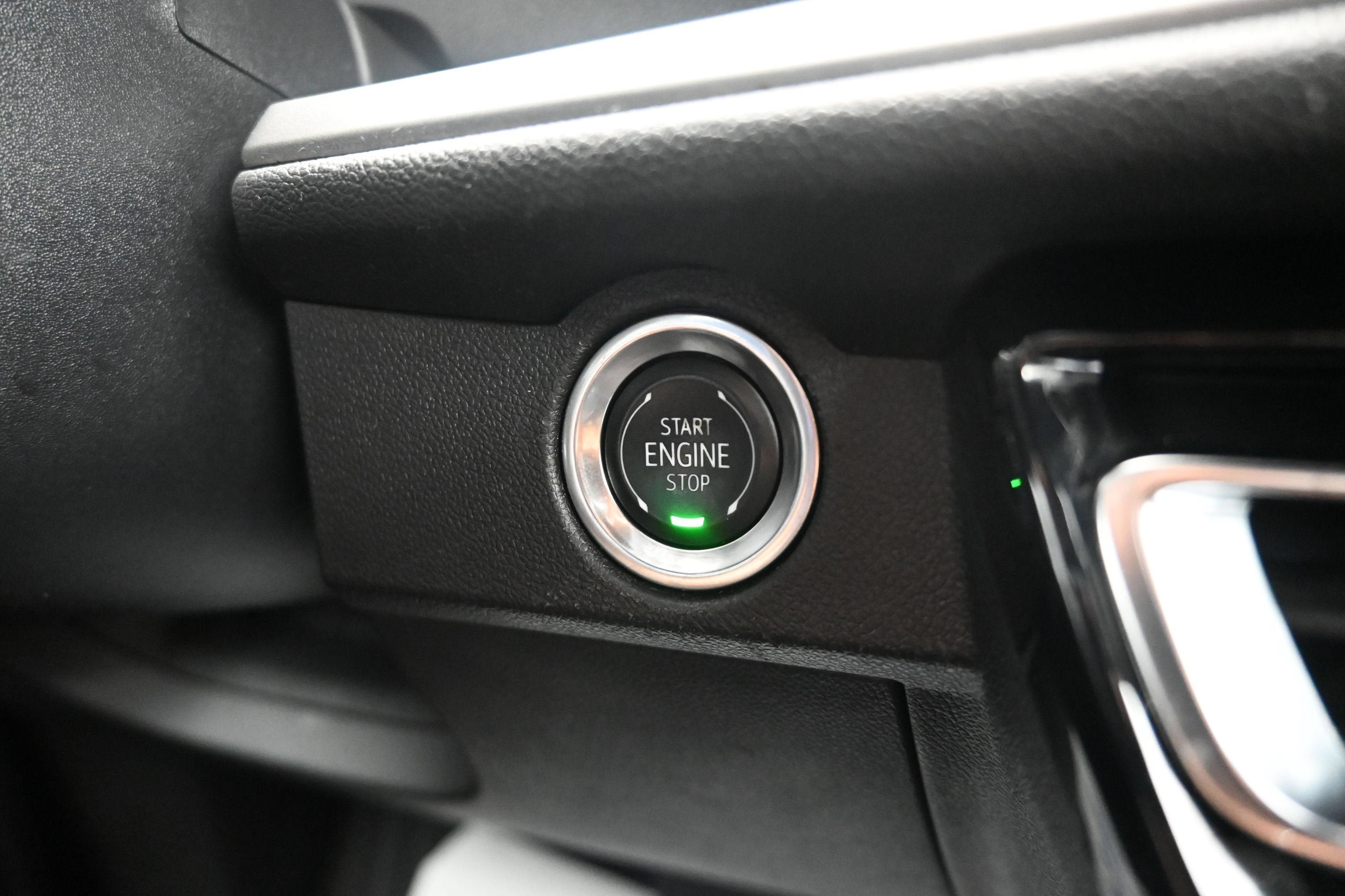 Certified 2024 Chevrolet Traverse LS FWD image 19