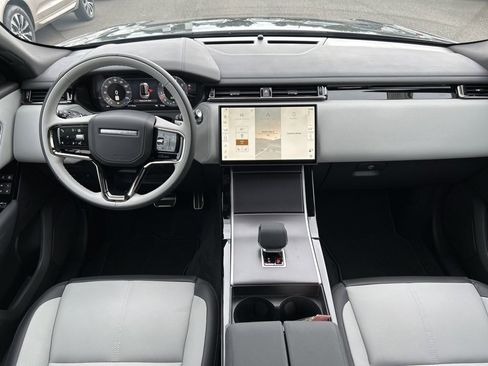 New 2026 Land Rover Range Rover Velar Dynamic SE image 22