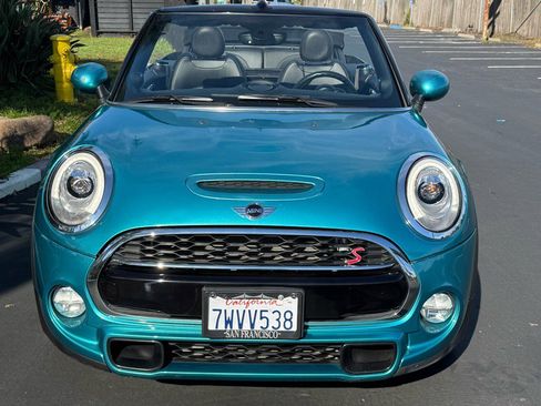Used 2017 MINI Cooper S image 13